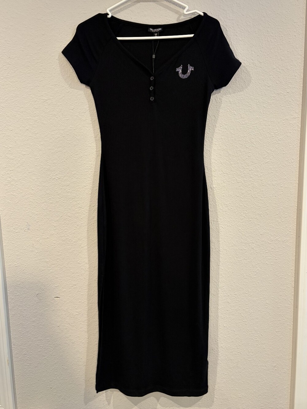 NEW True Religion Womens Black Rhinestone Short Sleeve Henley Rib Midi Dress Sm